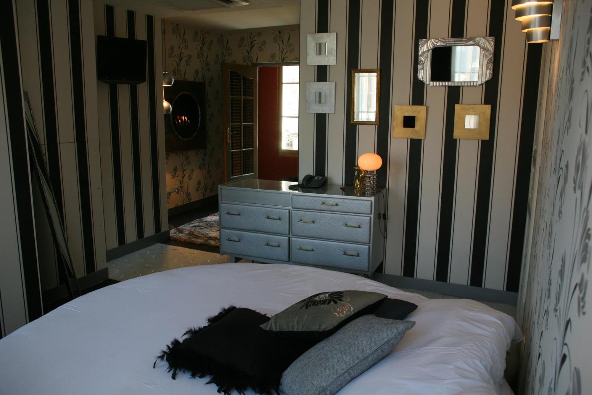 Le Parvis Bed and Breakfast Chartres Exteriör bild