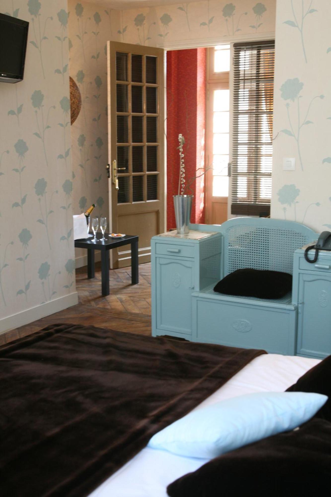 Le Parvis Bed and Breakfast Chartres Exteriör bild